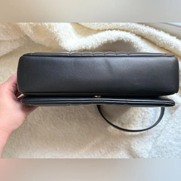 😍100% Authentic Burberry Lola Medium Quilted Leather Shoulder Bag😍 - Picture 4 of 12